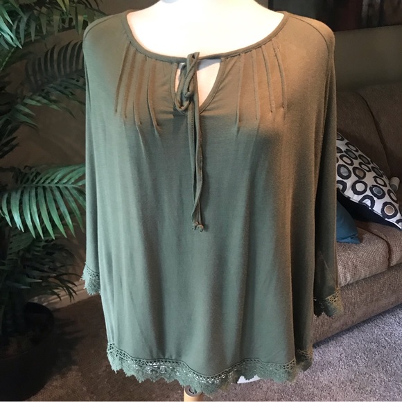 Avenue plus size rayon stretch pullover top - Picture 2 of 7